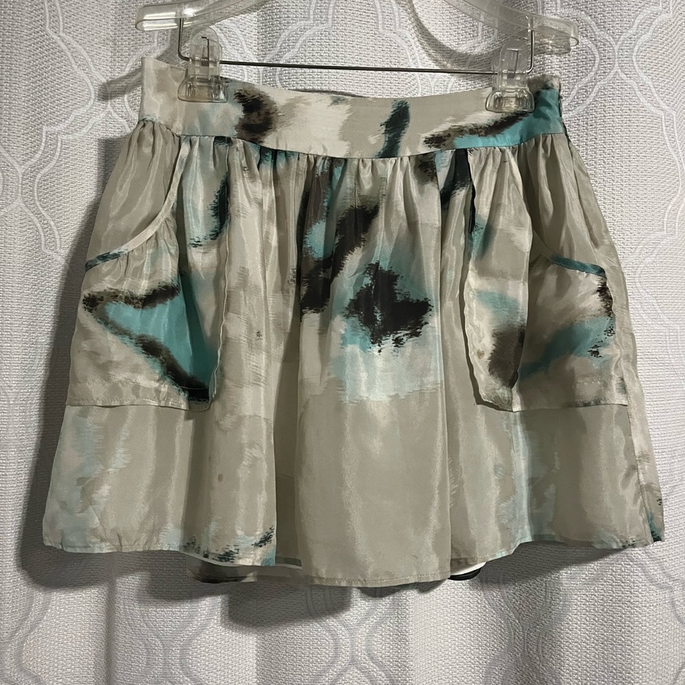 Armani Exchange Mini Skirt in Cream and Blue ~ Size 2
